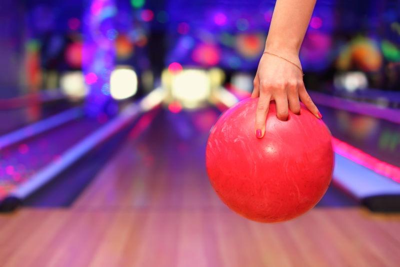 長い爪でもボウリングはできますか? 1