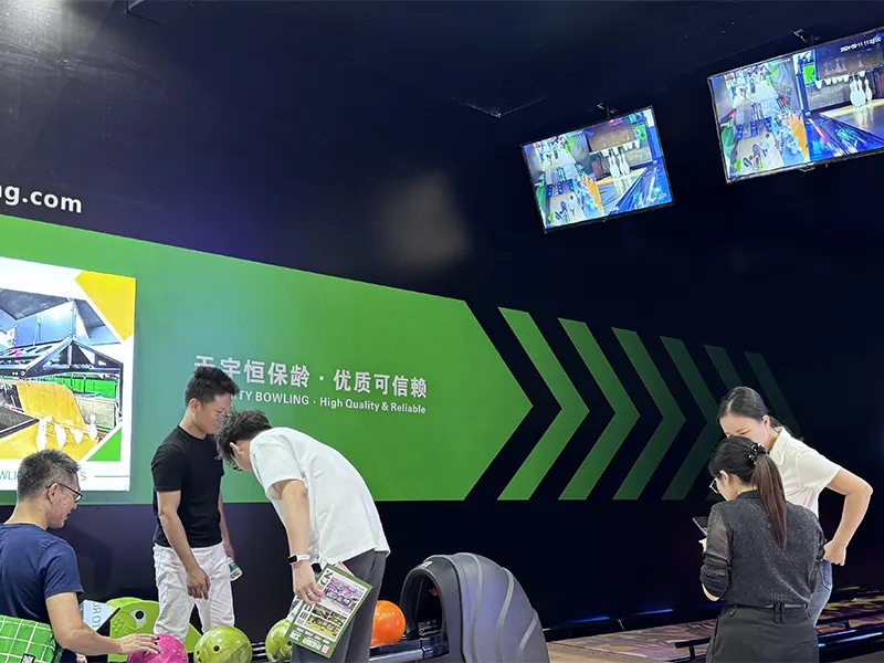 Customizedsecond Hand Bowling Machine 5